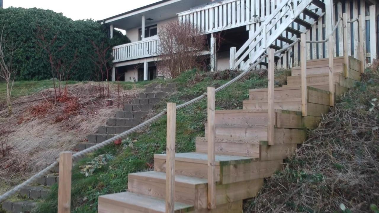 3-Rumslaegenhet I Villa Med Havsutsikt I Bastad Hindbaersvaegen 22 Eksteriør billede